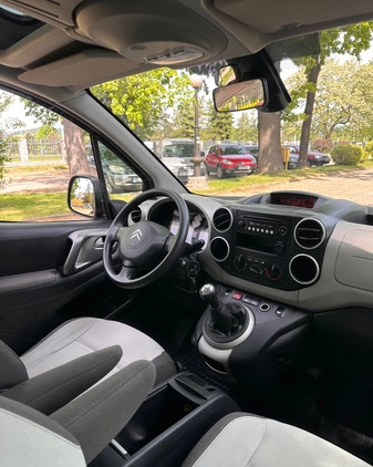 Citroen Berlingo cena 28999 przebieg: 231540, rok produkcji 2013 z Rumia małe 529